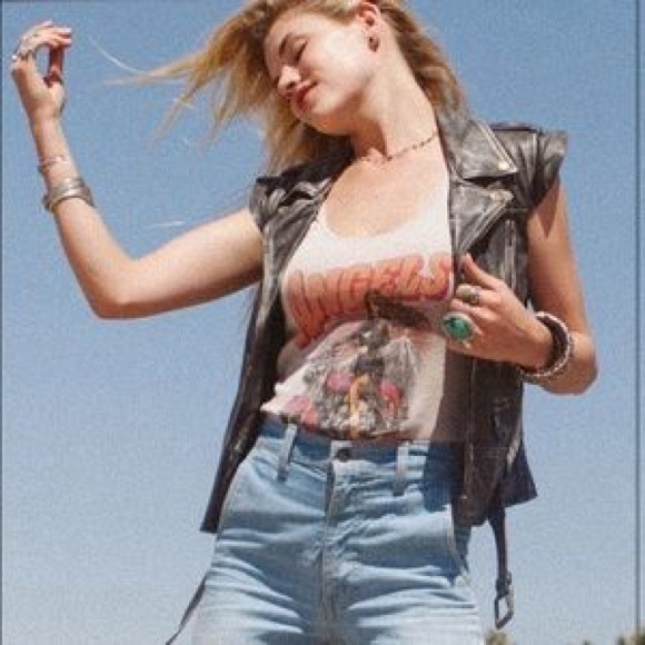 LOOKING FOR ANGELS RIDE HIGH - Picture 2 of 4